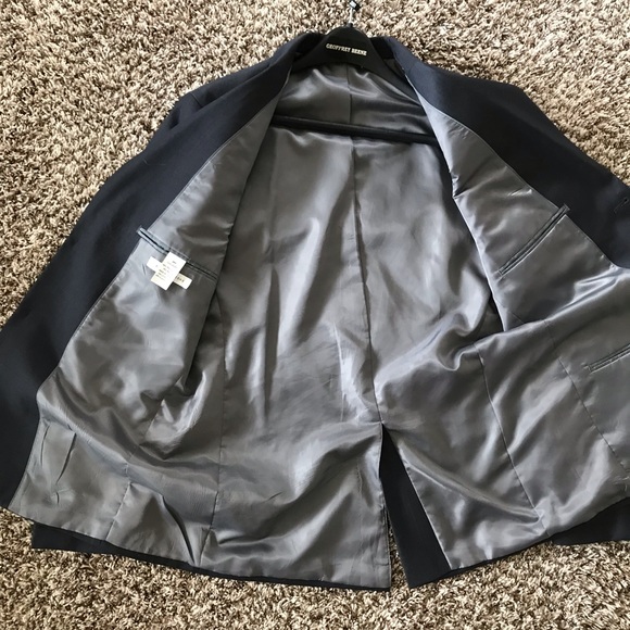 Geoffrey Beene Men’s suit jacket and pants - Picture 2 of 8